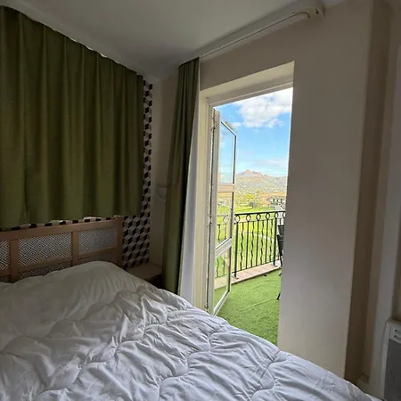 Lejlighed F2 Village Cap Esterel- Vue Montagnes Et Golf- Equipements Inclus Saint-Raphaël