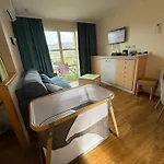 Appartement F2 Village Cap Esterel- Vue Montagnes Et Golf- équipements Inclus Saint-Raphaël