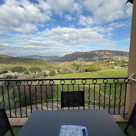 Appartement F2 Village Cap Esterel- Vue Montagnes Et Golf- équipements Inclus